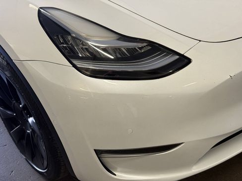 Used 2021 Tesla Model Y Long Range AWD/4WD image 30