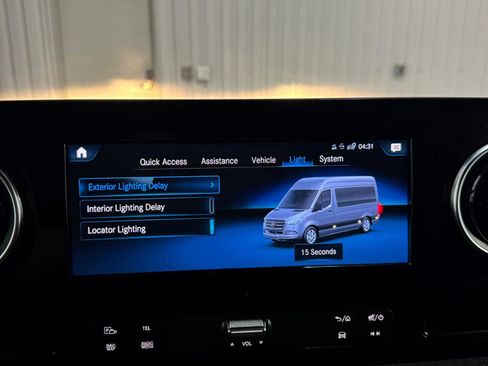 Used 2023 Mercedes-Benz Sprinter 2500 image 40