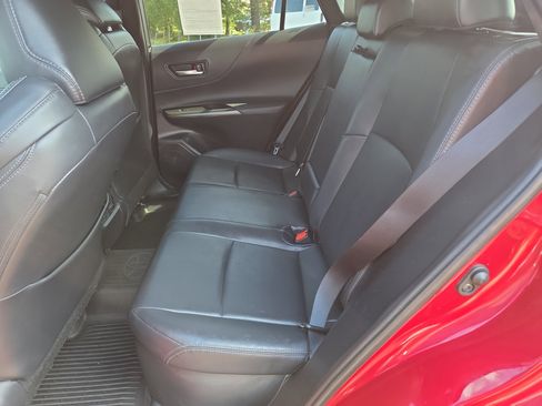 Certified 2023 Toyota Venza XLE image 18