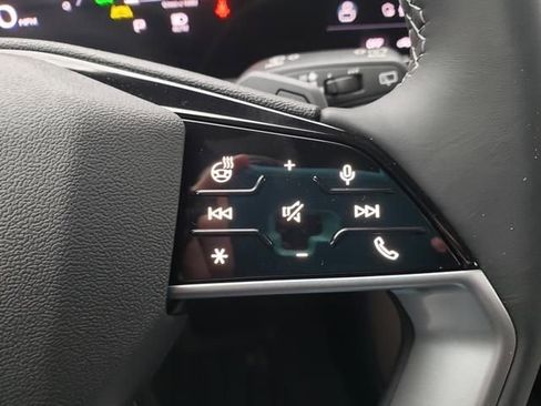 New 2025 Audi Q5 Premium Plus image 23