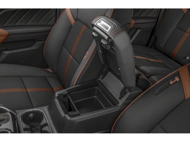 Used 2025 GMC Canyon AT4 w/ Technology Plus Package AWD/4WD image 9