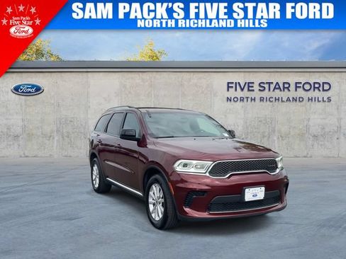 Used 2023 Dodge Durango SXT RWD image 3