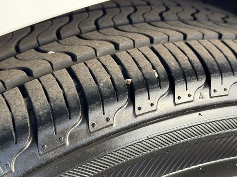 Used 2023 Toyota Camry XLE image 45