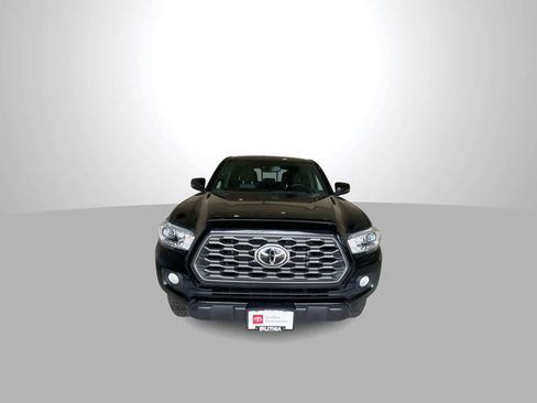 Used 2023 Toyota Tacoma TRD Off-Road image 3