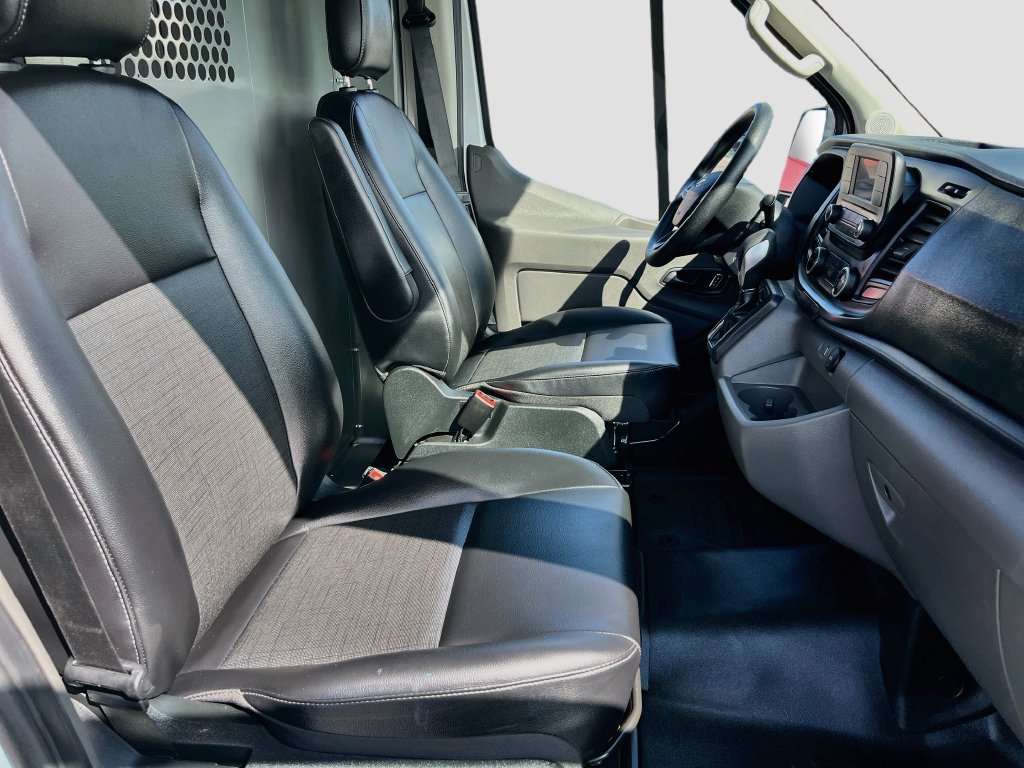 Used 2025 Ford Transit 250 148 Medium Roof Extended AWD image 24