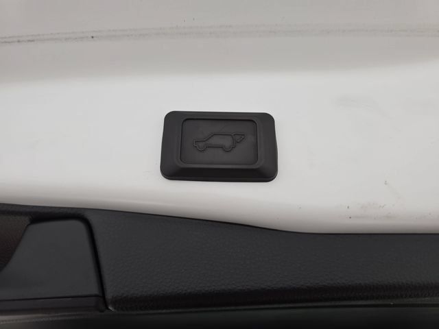 Certified 2025 Toyota RAV4 XSE w/ Weather Package AWD/4WD image 30