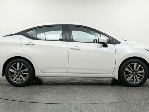Used 2025 Nissan Versa SV w/ Trunk Package FWD image 11