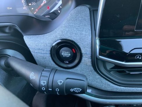 New 2026 Jeep Compass Latitude image 23