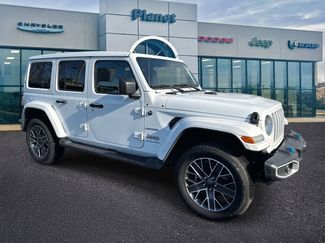 Used 2023 Jeep Wrangler Unlimited Sahara w/ Cold Weather Group video 1