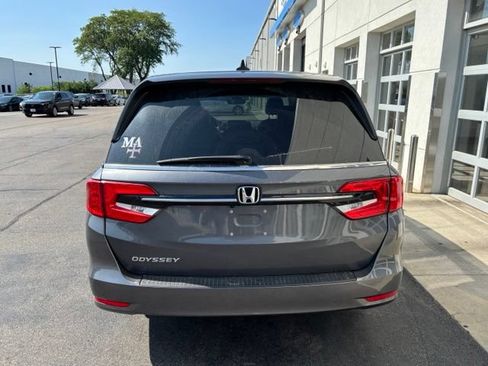 Used 2024 Honda Odyssey EX-L image 4