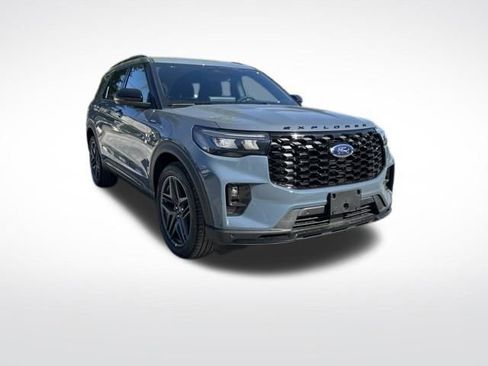 New 2026 Ford Explorer ST-Line w/ ST-Line Street Pack RWD image 7