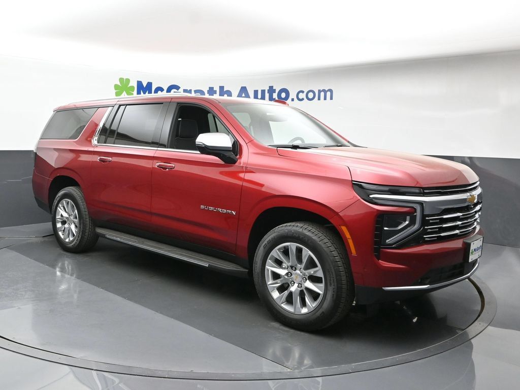 Used 2025 Chevrolet Suburban Premier AWD/4WD image 2