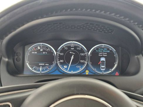 Used 2015 Jaguar XJ L Portfolio image 51