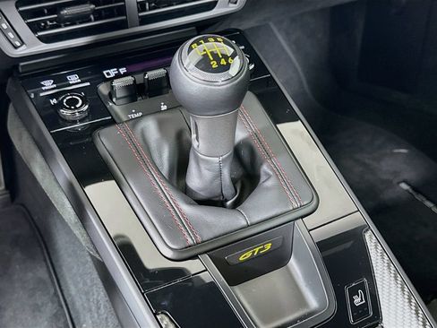Certified 2026 Porsche 911 GT3 RWD image 18
