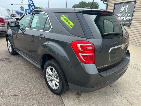 Used 2017 Chevrolet Equinox LS AWD/4WD image 7
