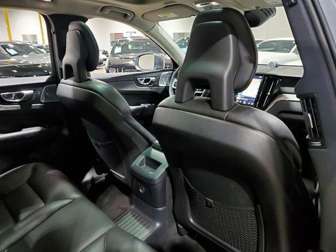 Used 2018 Volvo XC60 T8 Inscription w/ Advanced Package image 21