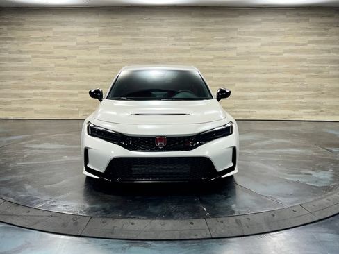 Used 2024 Honda Civic Type R image 5