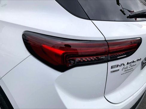 Used 2023 Buick Envision Essence image 25