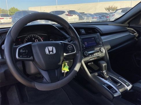 Certified 2018 Honda Civic LX image 9