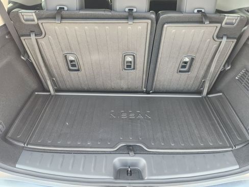 New 2026 Nissan Pathfinder Platinum FWD image 24