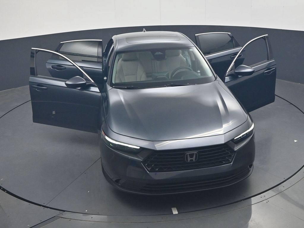 Used 2024 Honda Accord EX image 38