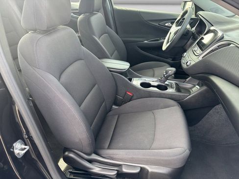 Used 2024 Chevrolet Malibu LT image 15