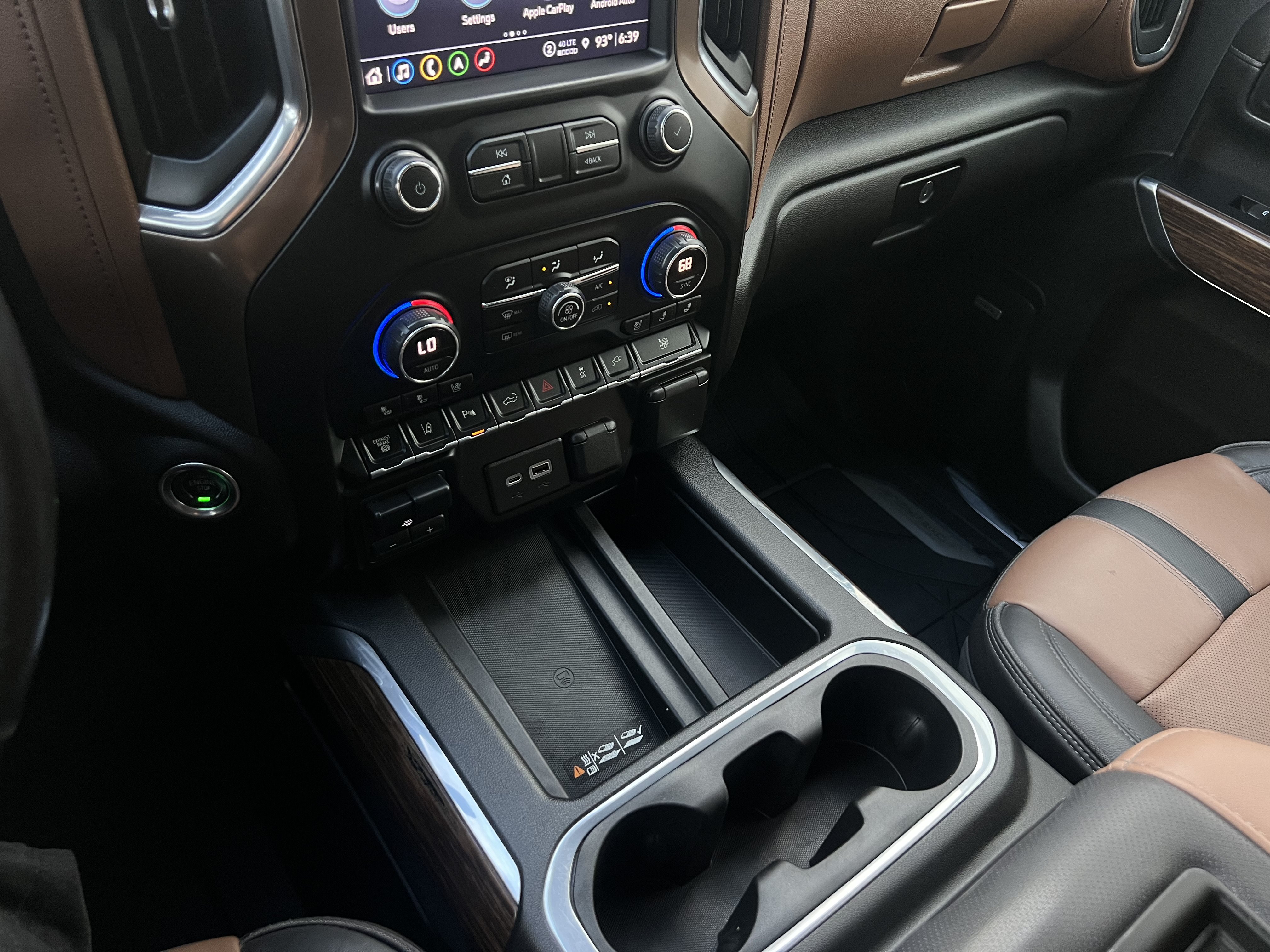 Used 2021 Chevrolet Silverado 3500 High Country w/ Technology Package AWD/4WD image 17