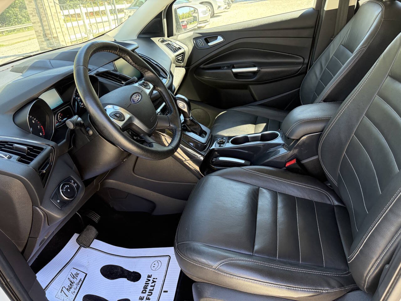 Used 2015 Ford Escape Titanium AWD/4WD image 5