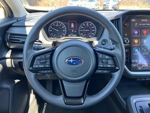 Used 2024 Subaru Crosstrek 2.0i Premium AWD/4WD image 18