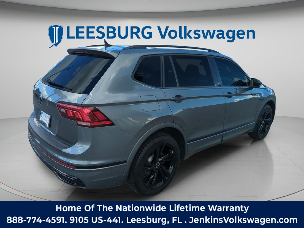 Used 2023 Volkswagen Tiguan SE R-Line FWD image 6