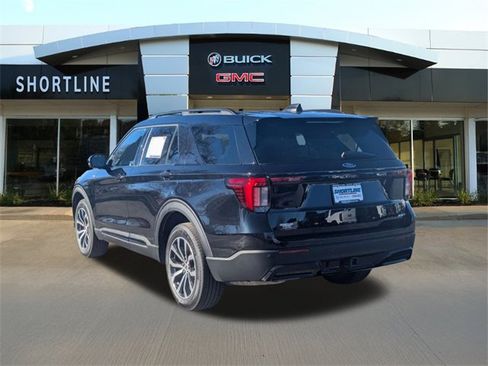 Used 2025 Ford Explorer ST-Line image 5