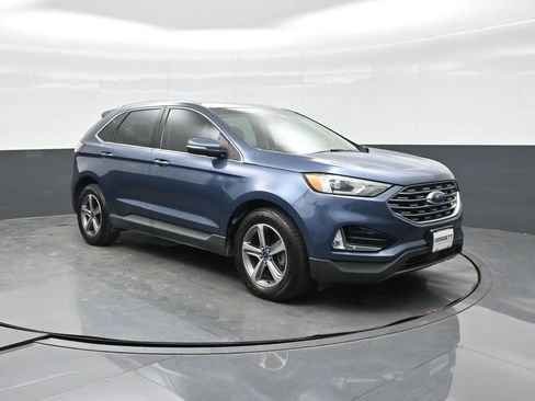 Used 2019 Ford Edge SEL w/ Equipment Group 201A FWD image 12