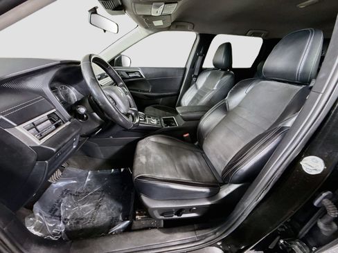 Used 2024 Mitsubishi Outlander SE FWD image 22