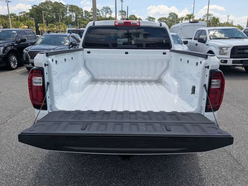 Used 2024 GMC Canyon Elevation w/ Convenience Package RWD image 13