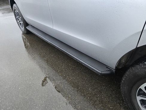 Used 2024 Ford Expedition Max XLT image 10