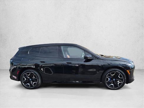Used 2024 BMW iX xDrive50 w/ Premium Package AWD/4WD image 4