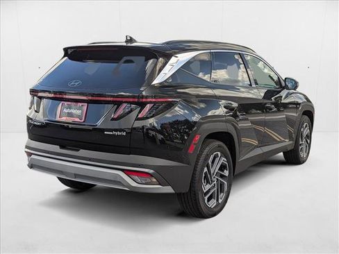 New 2025 Hyundai Tucson Limited image 2