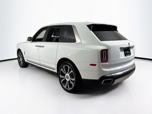 Used 2019 Rolls-Royce Cullinan image 5