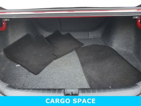 Used 2018 Honda Accord Sport image 10