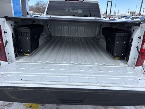 Used 2020 Chevrolet Silverado 2500 LT w/ Convenience Package image 7