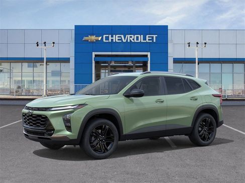 New 2026 Chevrolet Trax ACTIV image 2