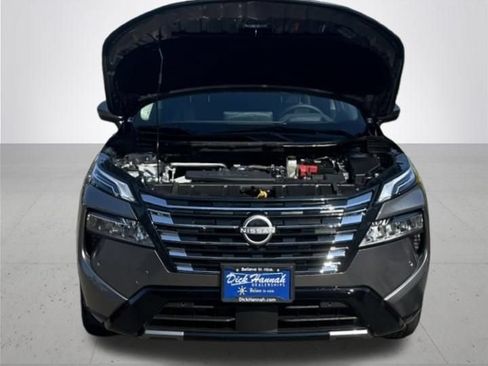 New 2026 Nissan Rogue Platinum w/ Platinum Premium Package AWD/4WD image 4