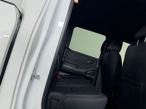 Used 2023 Nissan Frontier SV w/ Midnight Edition Package image 26