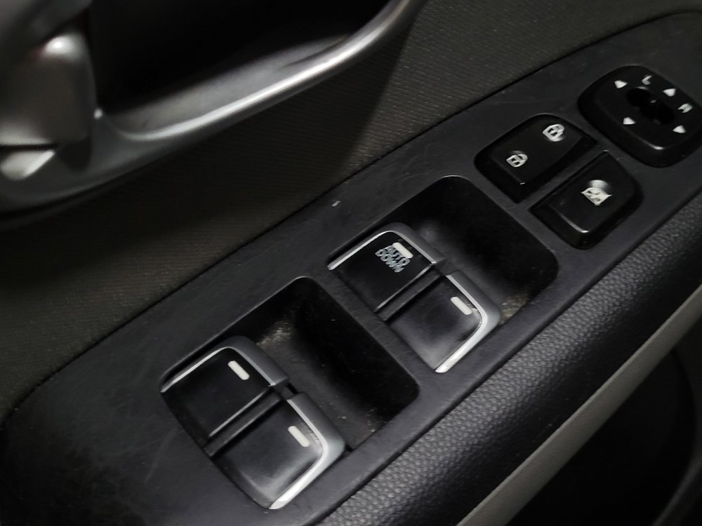 Used 2018 Kia Soul FWD image 27
