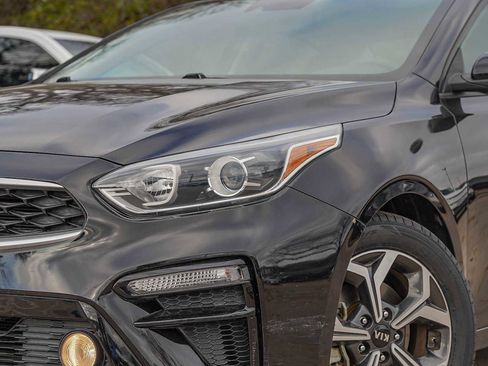 Certified 2020 Kia Forte LXS image 3