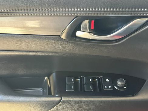 Used 2019 MAZDA CX-5 Touring FWD image 13