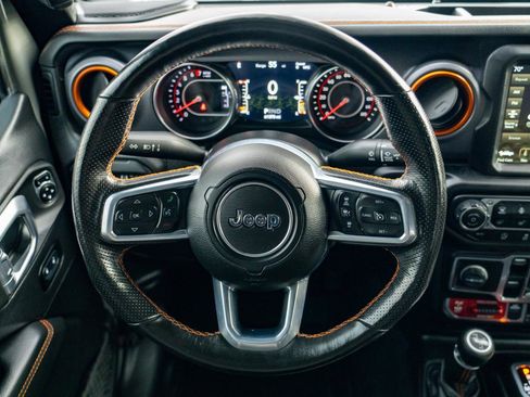 Used 2021 Jeep Gladiator Mojave AWD/4WD image 19