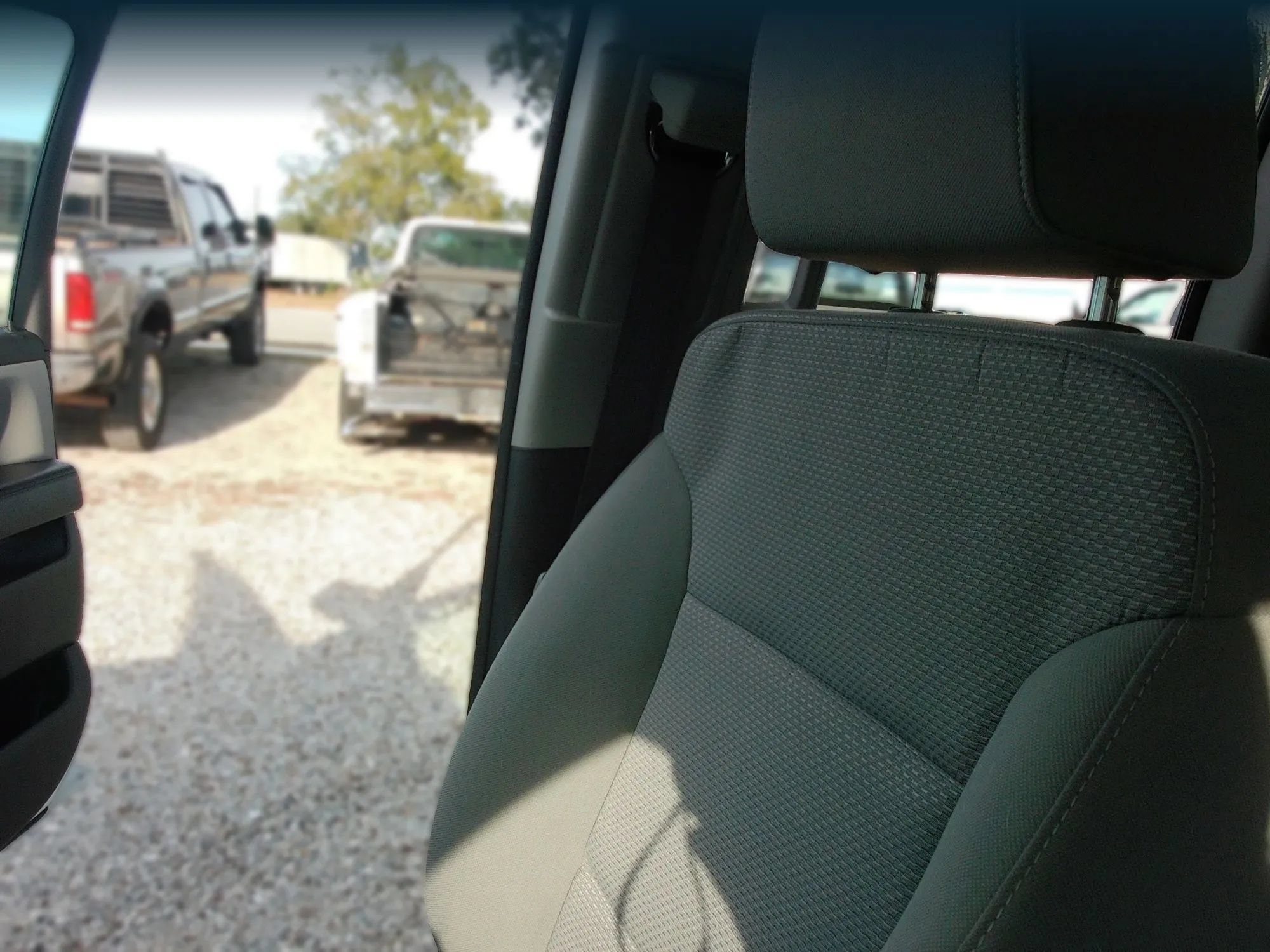 Used 2019 Chevrolet Silverado 1500 Custom w/ Custom Convenience Package AWD/4WD image 19