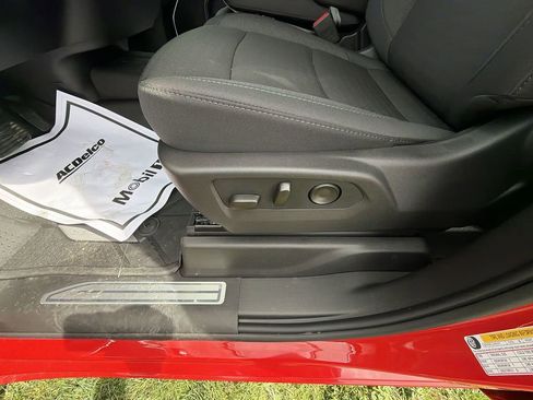 New 2026 Chevrolet Silverado 1500 LT w/ Safety Package AWD/4WD image 18