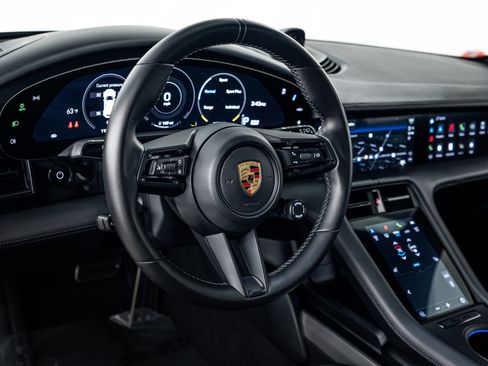 Certified 2024 Porsche Taycan GTS image 13